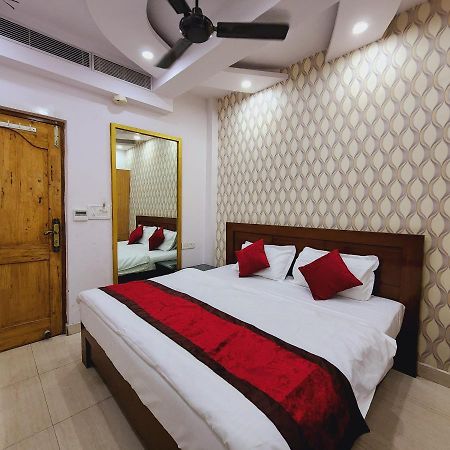 Hotel Royal Afghan Нью-Дели Экстерьер фото