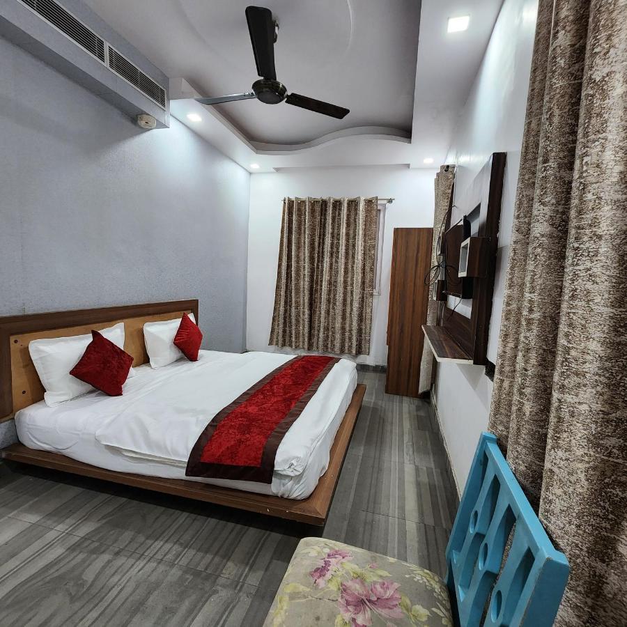 Hotel Royal Afghan Нью-Дели Экстерьер фото