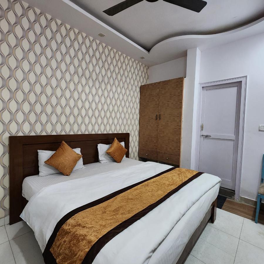 Hotel Royal Afghan Нью-Дели Экстерьер фото