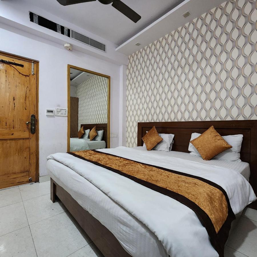 Hotel Royal Afghan Нью-Дели Экстерьер фото