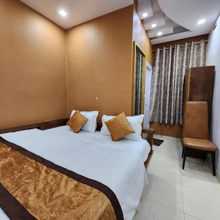Hotel Royal Afghan Нью-Дели Экстерьер фото