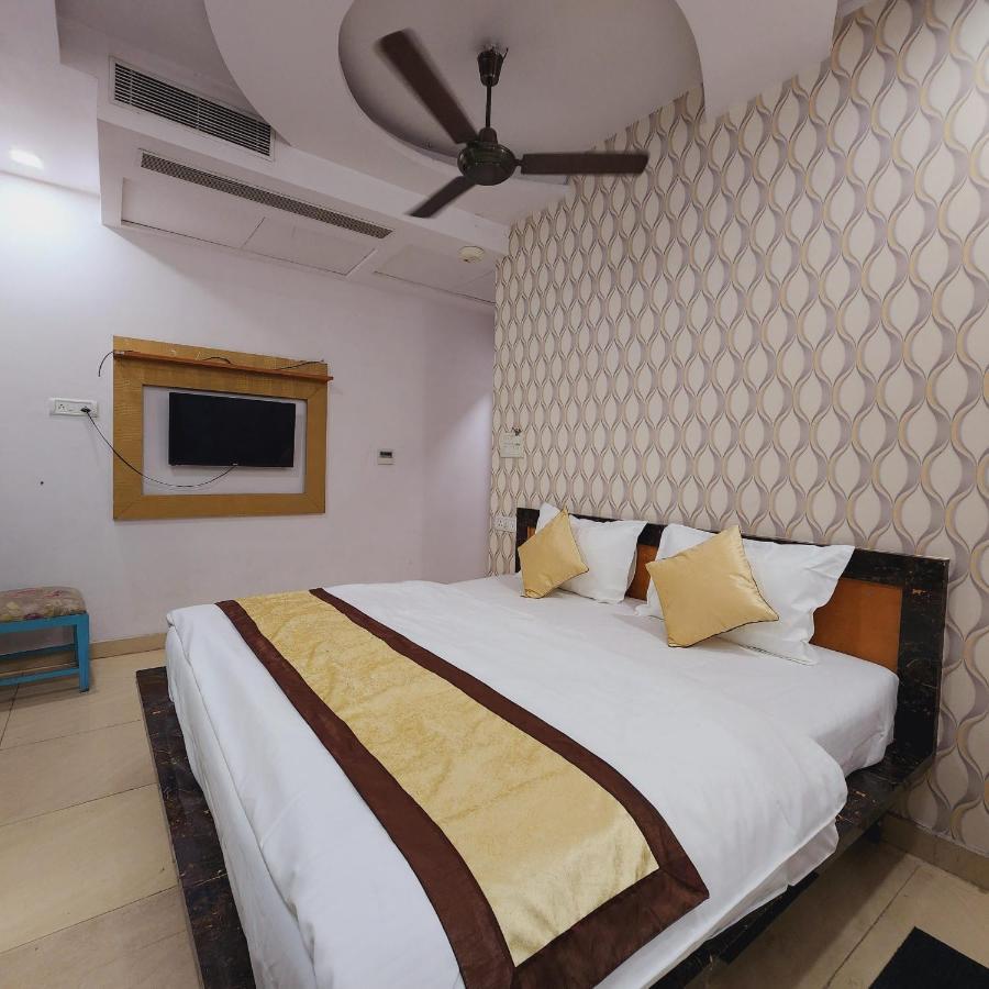 Hotel Royal Afghan Нью-Дели Экстерьер фото